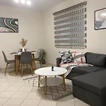 Stephanie\'S Place - Charming Apartment With Sea View